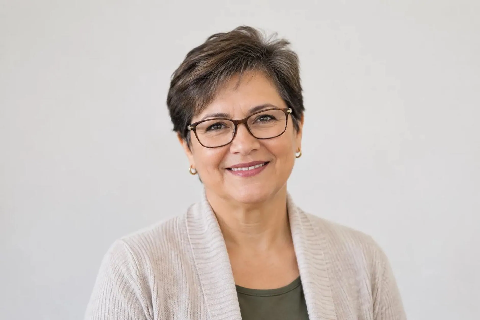P. Monteiro, prédios e negócios